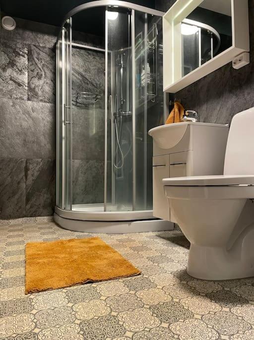 Gateway Senja Apartment Finnsnes Bagian luar foto