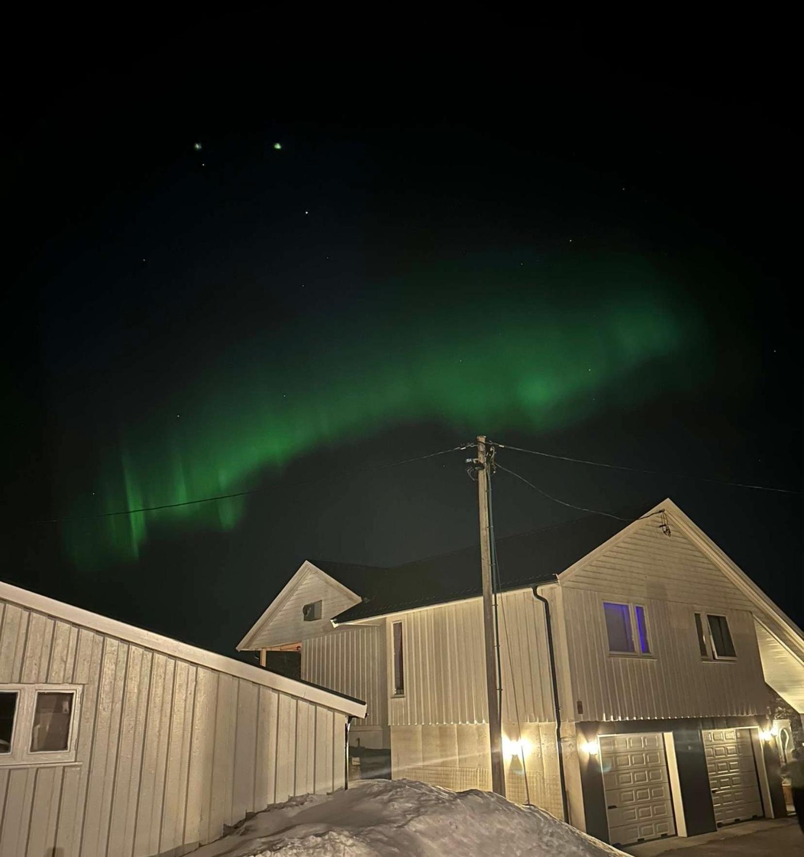 Gateway Senja Apartment Finnsnes Bagian luar foto